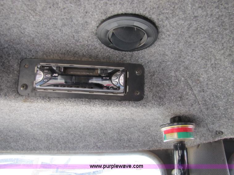 image for item 1952 2004 CIH Patroit SPX-3200 self-propelled sprayer