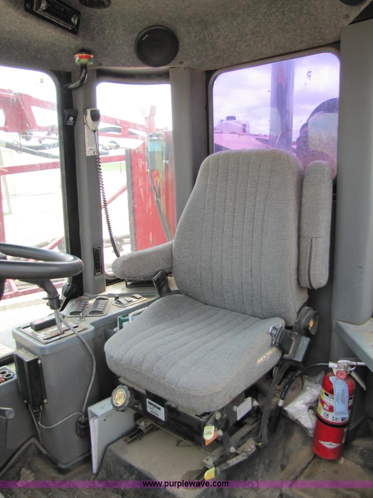 image for item 1952 2004 CIH Patroit SPX-3200 self-propelled sprayer