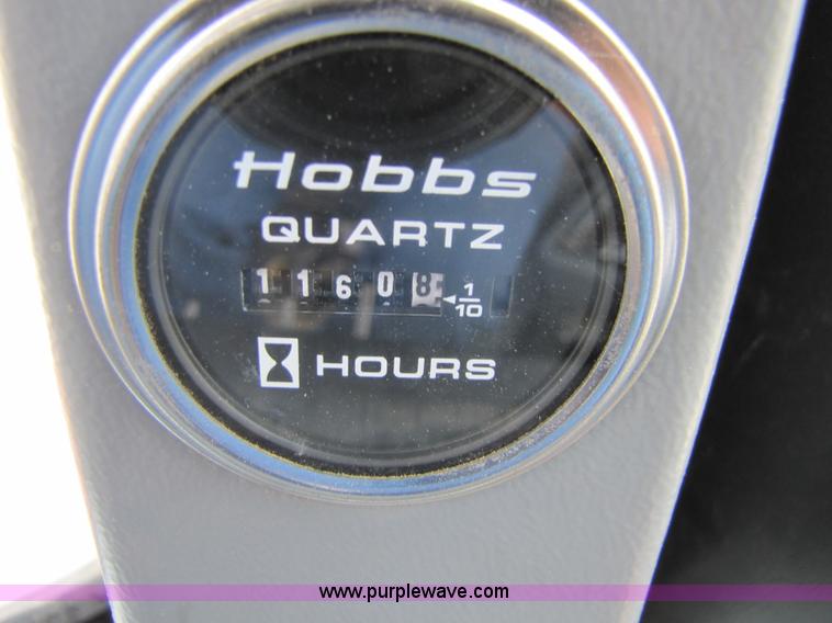 image for item 1952 2004 CIH Patroit SPX-3200 self-propelled sprayer