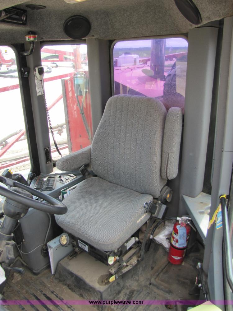 image for item 1952 2004 CIH Patroit SPX-3200 self-propelled sprayer