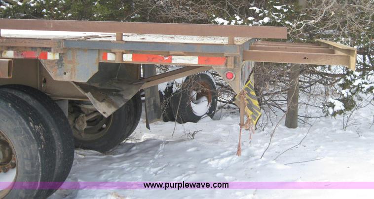image for item 1980 1990 48' flatbed spread axle trailer