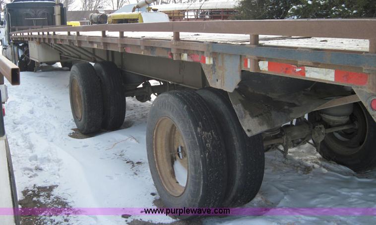 image for item 1980 1990 48' flatbed spread axle trailer