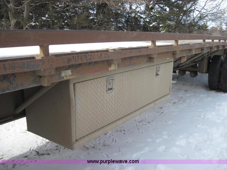 image for item 1980 1990 48' flatbed spread axle trailer
