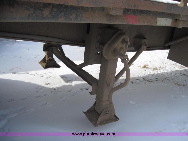image for item 1980 1990 48' flatbed spread axle trailer