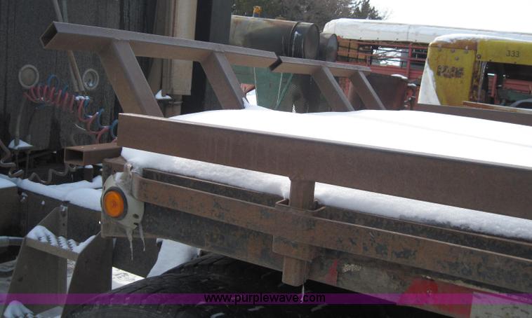 image for item 1980 1990 48' flatbed spread axle trailer