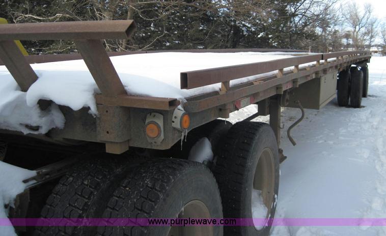 image for item 1980 1990 48' flatbed spread axle trailer