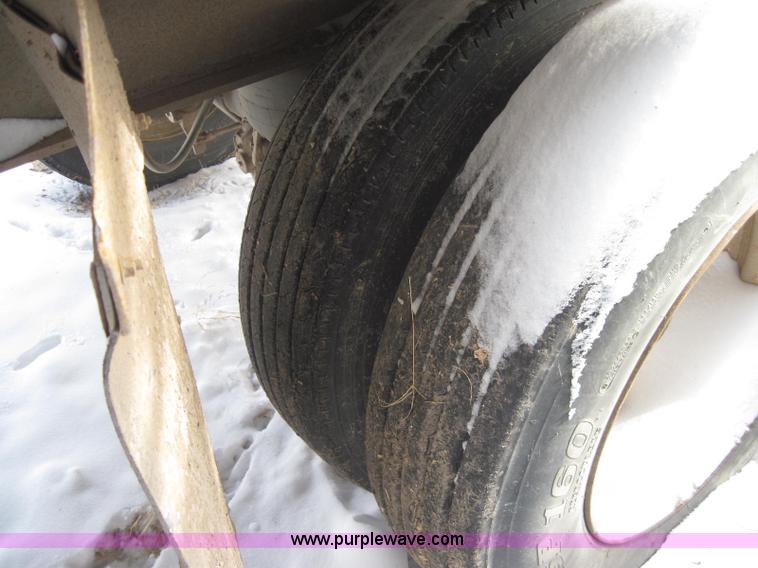 image for item 1980 1990 48' flatbed spread axle trailer