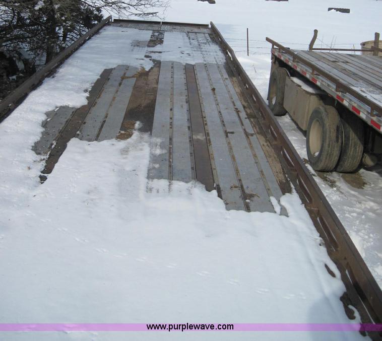 image for item 1980 1990 48' flatbed spread axle trailer