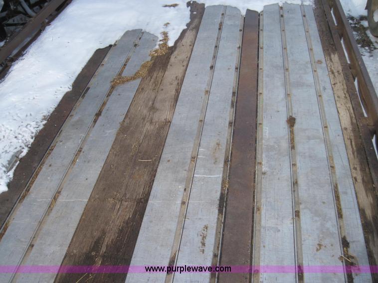 image for item 1980 1990 48' flatbed spread axle trailer