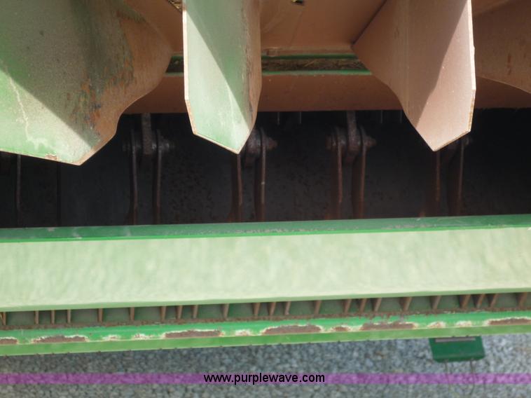 image for item 2950 2007 John Deere 9760 STS combine