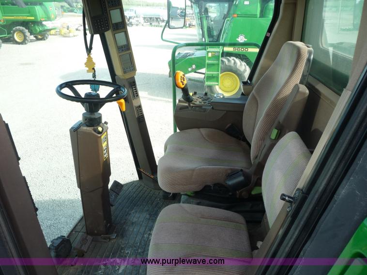 image for item 2950 2007 John Deere 9760 STS combine