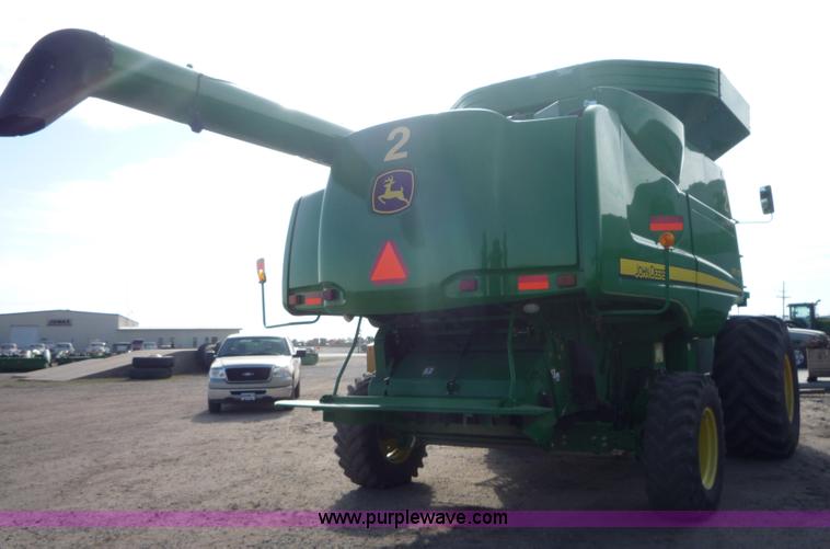 image for item 2951 2008 John Deere 9770 STS combine