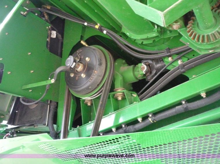 image for item 2951 2008 John Deere 9770 STS combine