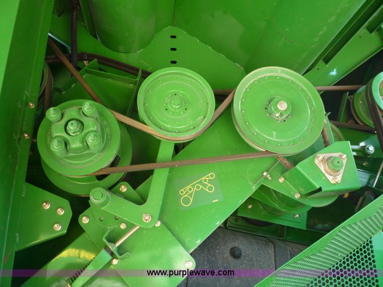 image for item 2951 2008 John Deere 9770 STS combine