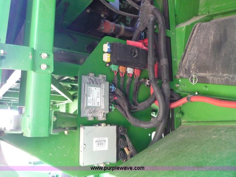 image for item 2951 2008 John Deere 9770 STS combine