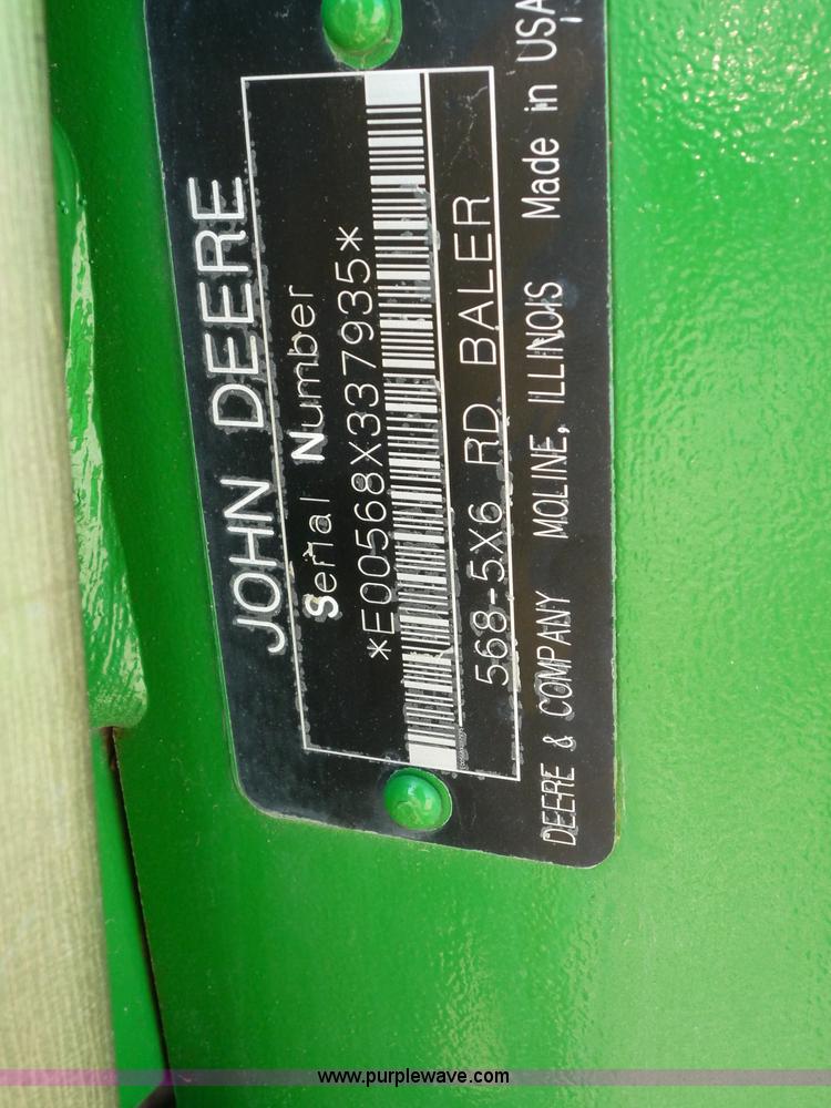 image for item 2952 2007 John Deere 568 round baler
