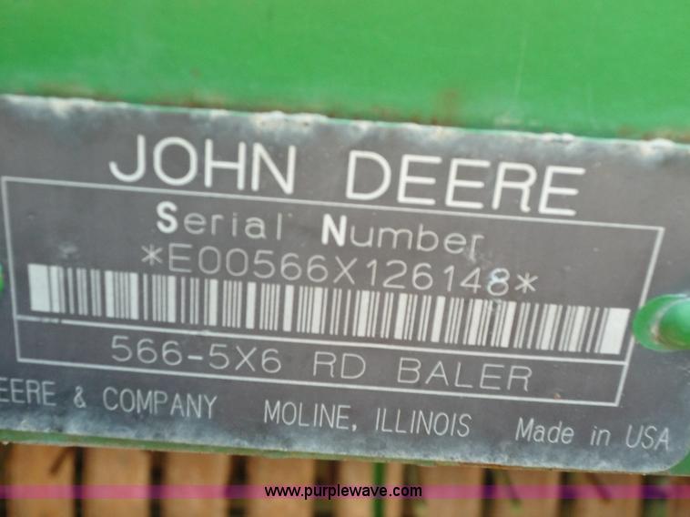 image for item 2953 1998 John Deere 566 round baler
