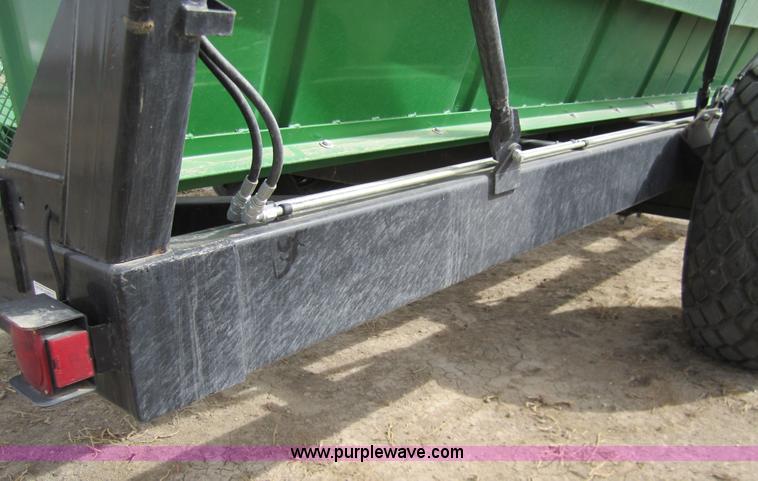 image for item 3017 2010 CrustBuster Boll Buggy