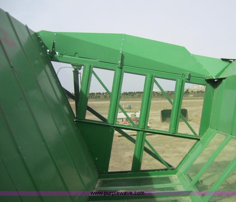 image for item 3017 2010 CrustBuster Boll Buggy