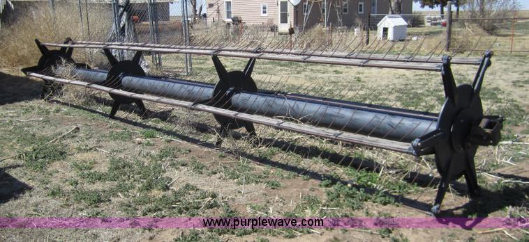 image for item 3076 1980 Gleaner N6 combine