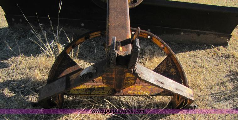 image for item 3468 7' three point blade