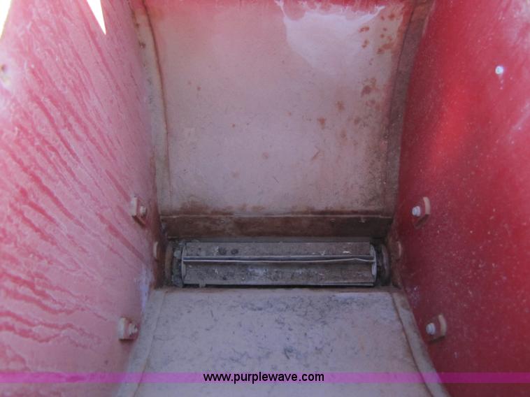 image for item 3469 John Deere planter with Gandy boxes