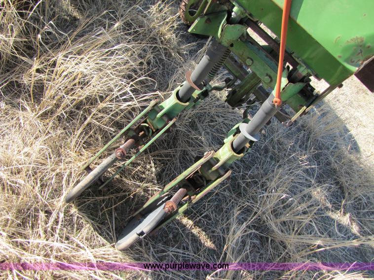 image for item 3469 John Deere planter with Gandy boxes