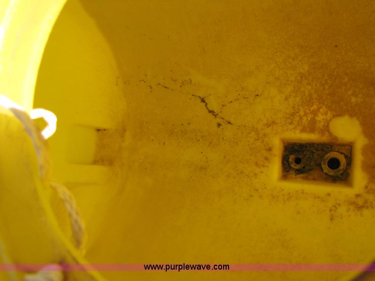 image for item 3471 300 gallon front mount tank