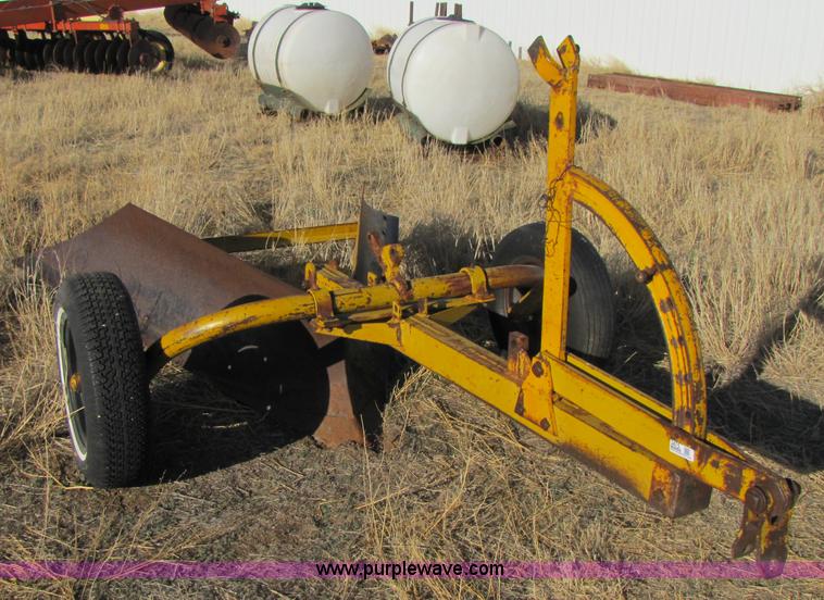 image for item 3475 Pull type ditcher