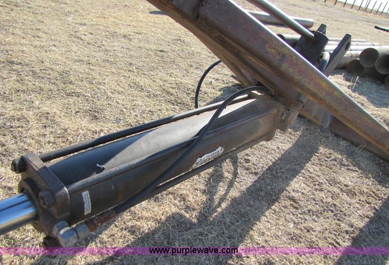 image for item 3477 Three point boom lift