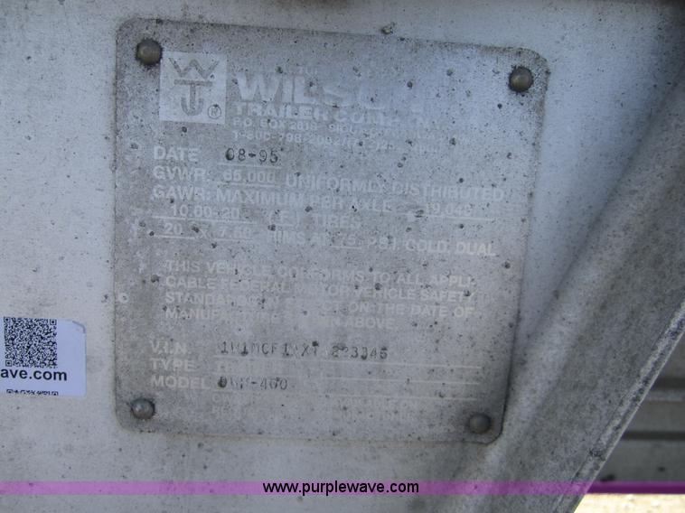 image for item 3846 1996 Wilson Pacesetter 42' grain trailer