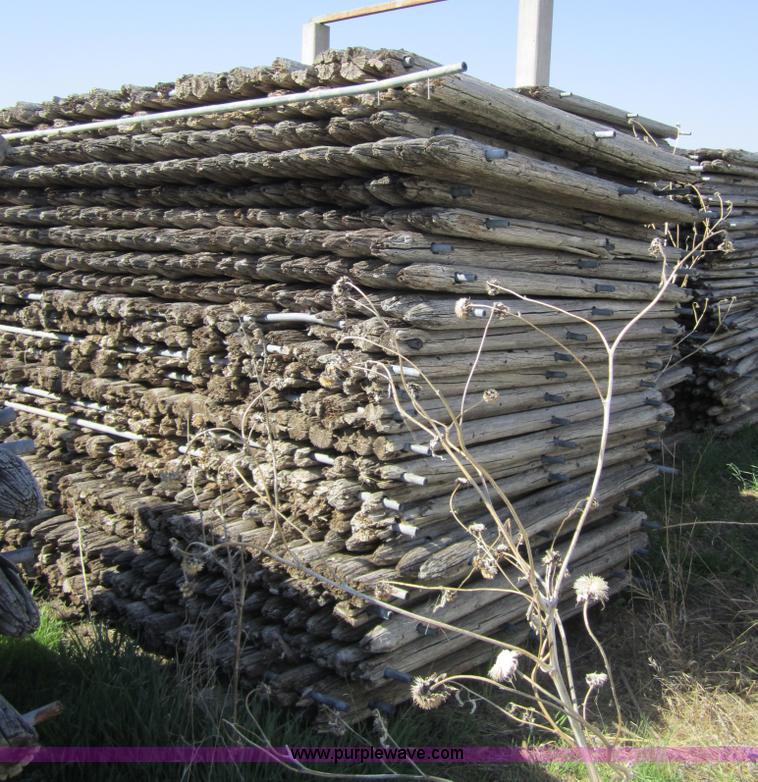 image for item 3849 (170) stockade fence wood