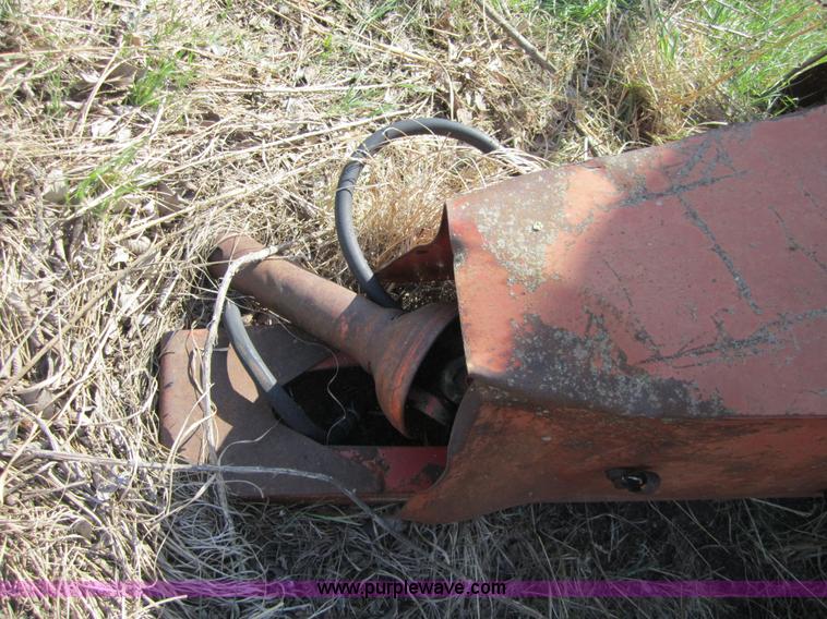 image for item 3852 Hesston 5800 baler