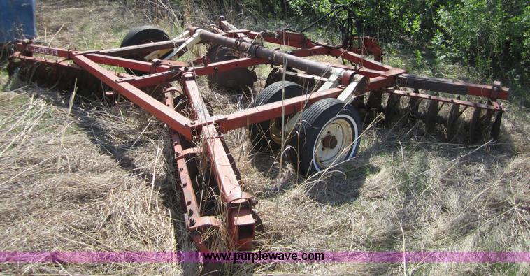 image for item 3853 Krause 16' tandem disk