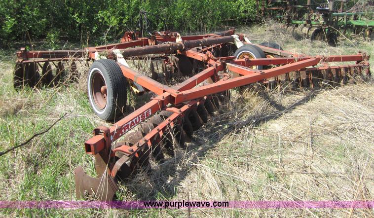 image for item 3853 Krause 16' tandem disk