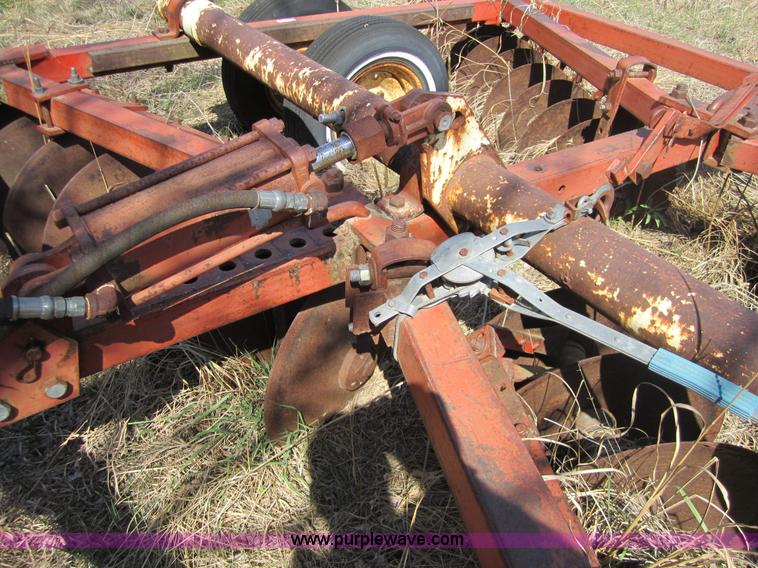 image for item 3853 Krause 16' tandem disk