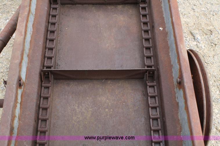 image for item 4674 Kewanee 500 conveyor elevator