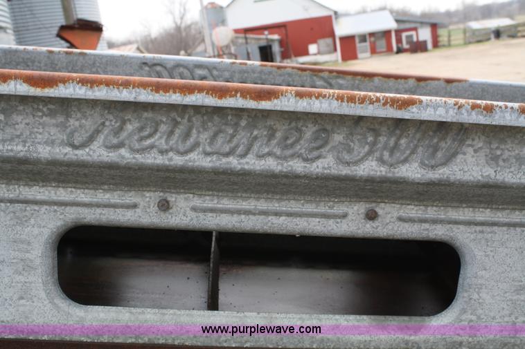 image for item 4674 Kewanee 500 conveyor elevator