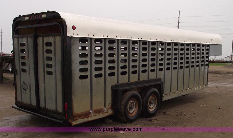 image for item 5429 1987 Kiefer Built 29' stock trailer