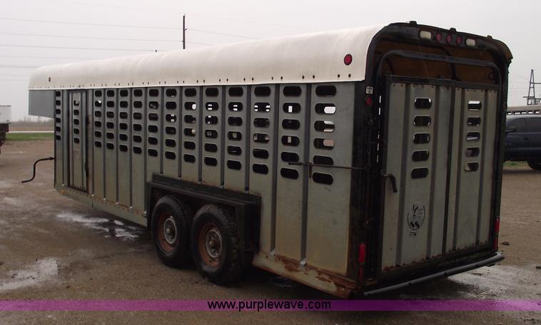 image for item 5429 1987 Kiefer Built 29' stock trailer