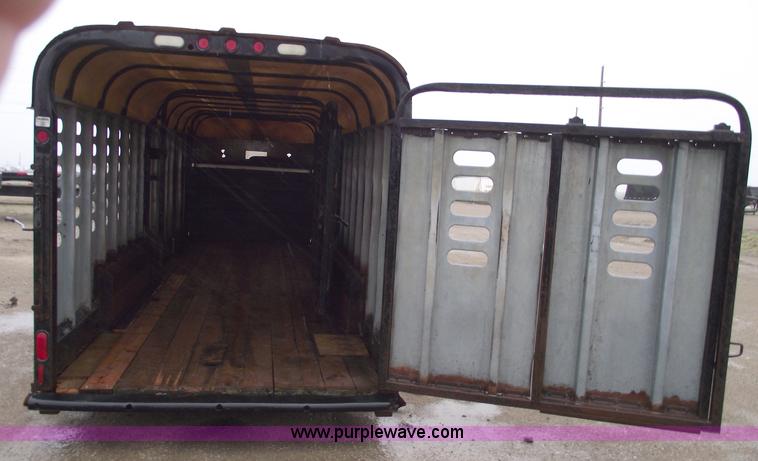 image for item 5429 1987 Kiefer Built 29' stock trailer