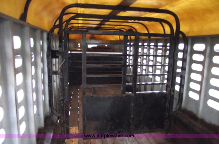 image for item 5429 1987 Kiefer Built 29' stock trailer