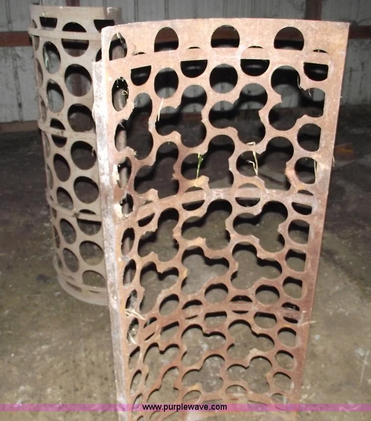 image for item 5431 HayBuster H1100 Big Bite hay bale grinder