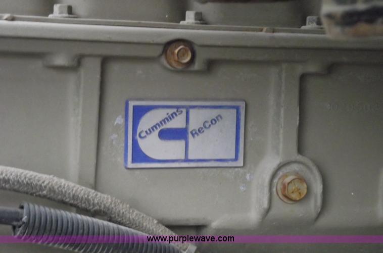 image for item 5454 1978 International S2500 tender box truck