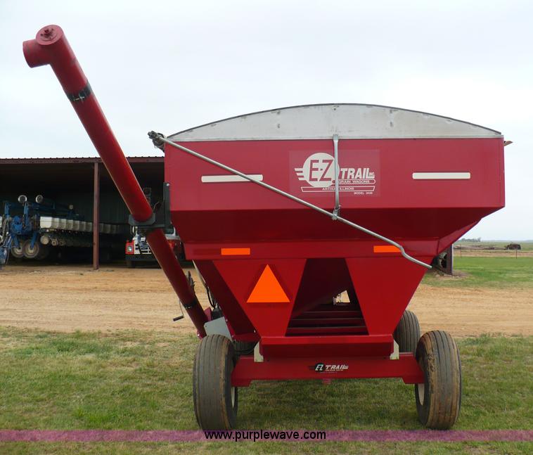 image for item 6018 E-Z Trail 3400 grain wagon