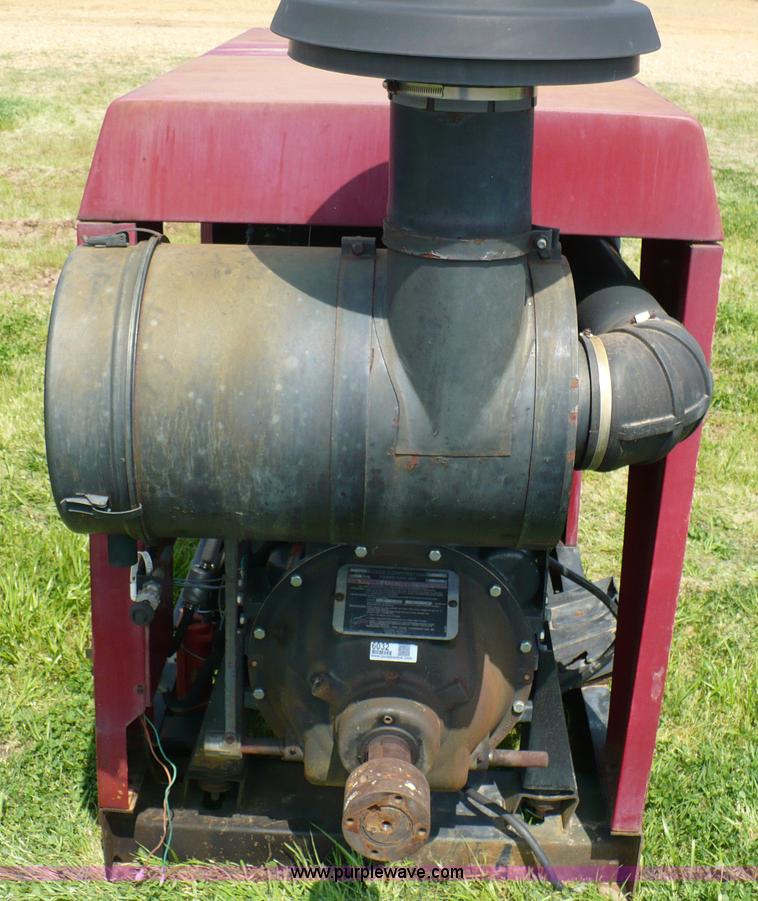 image for item 6032 Case IH 6831TA diesel engine power unit