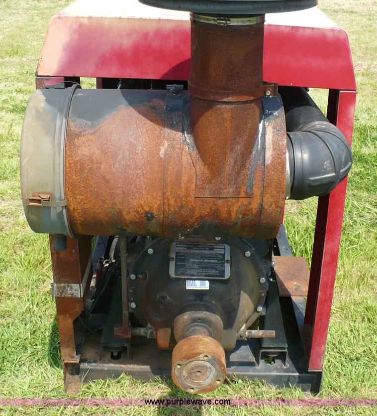 image for item 6035 Case IH 6831TA diesel engine power unit