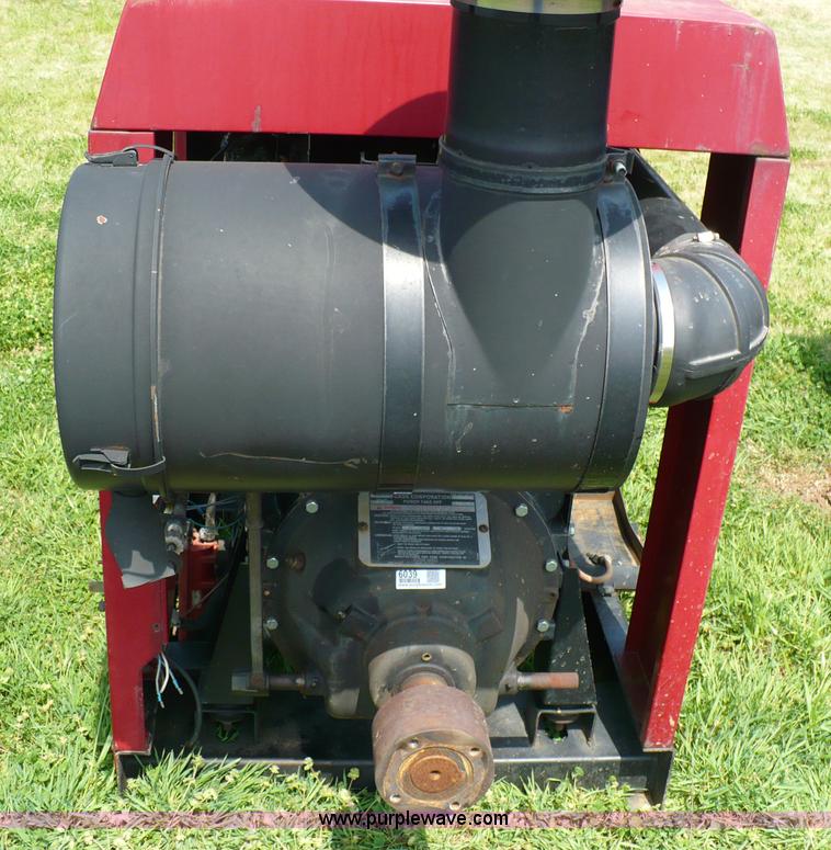 image for item 6039 Case IH 6831TA diesel engine power unit