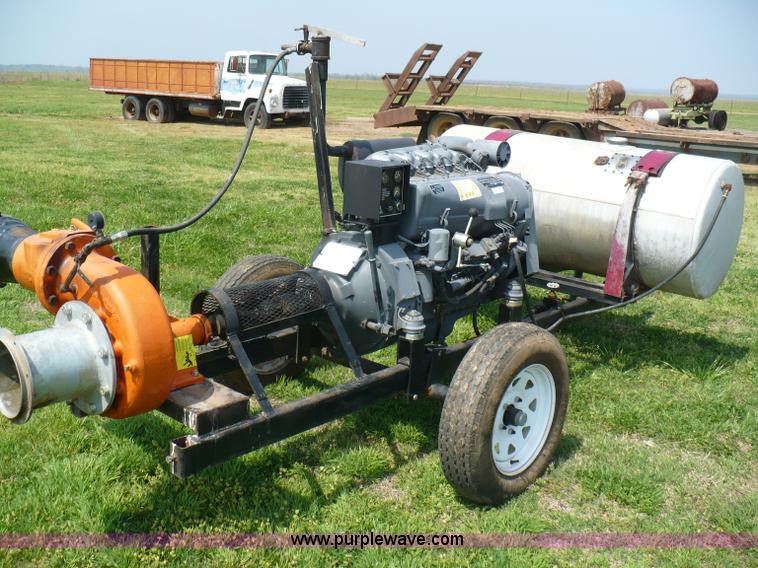 image for item 6043 2007 Duetz F4L914 4.3L eight cylinder diesel irrigation engine and pump