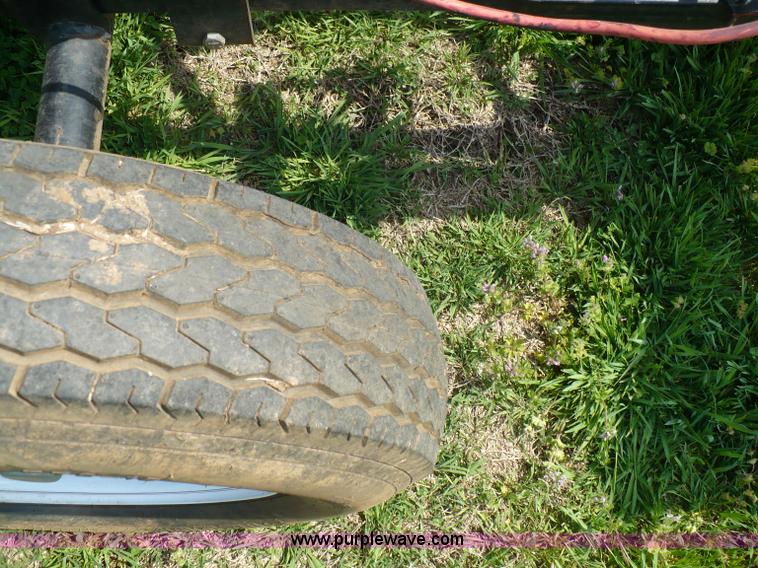 image for item 6043 2007 Duetz F4L914 4.3L eight cylinder diesel irrigation engine and pump